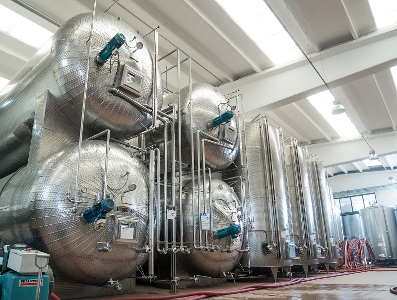 P1040879 processing line